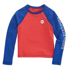 Vineyard Vines Long Sleeve Raglan Whale Dot Rashguard